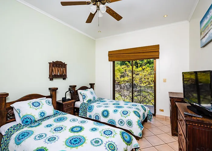 Family Setting, Big Pool Facing In Towns 4* Tamarindo